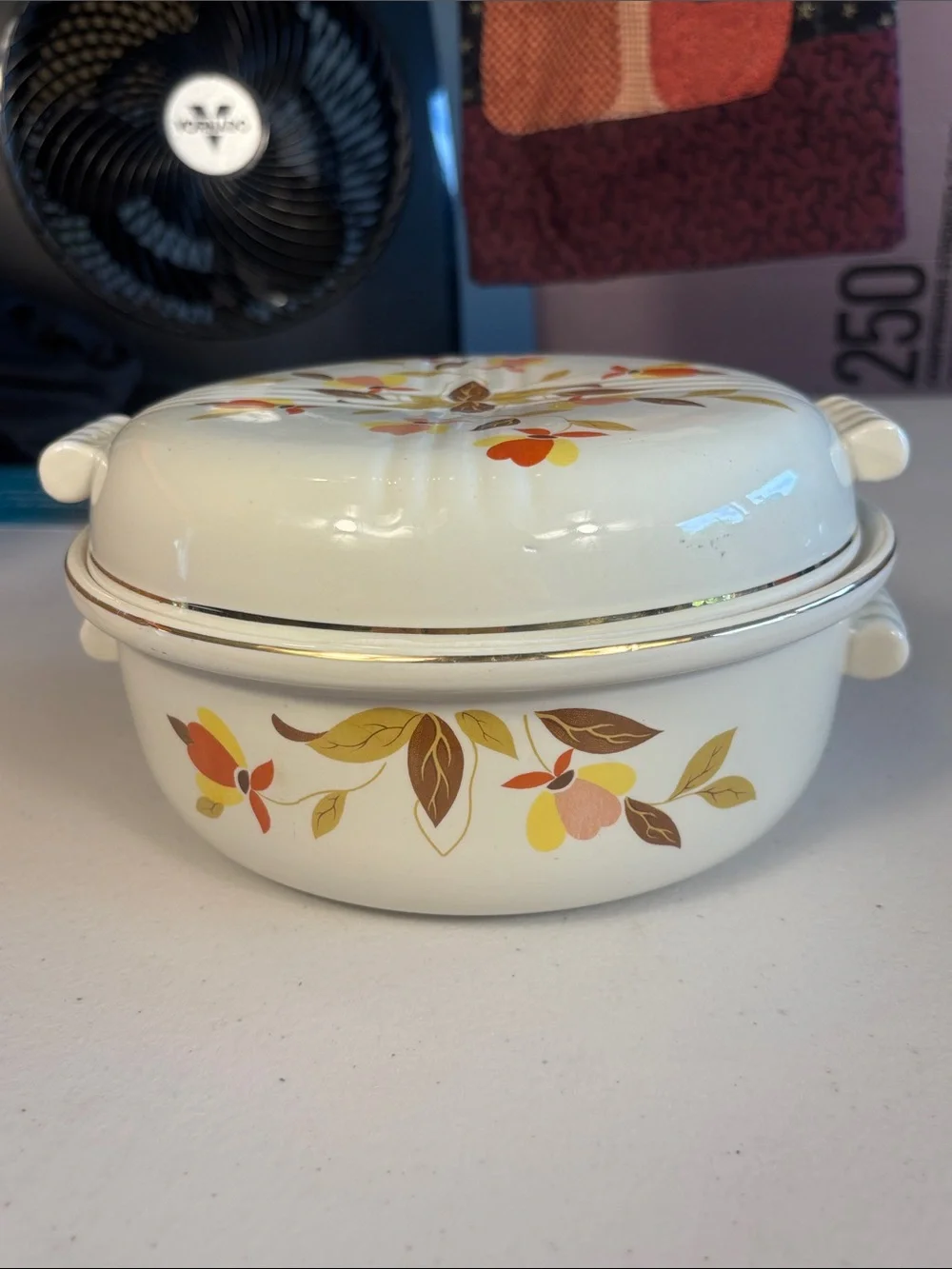 Vintage Hall Superior Autumn Leaf Covered Casserole Dish 2Qt Jewel Tea Co.
